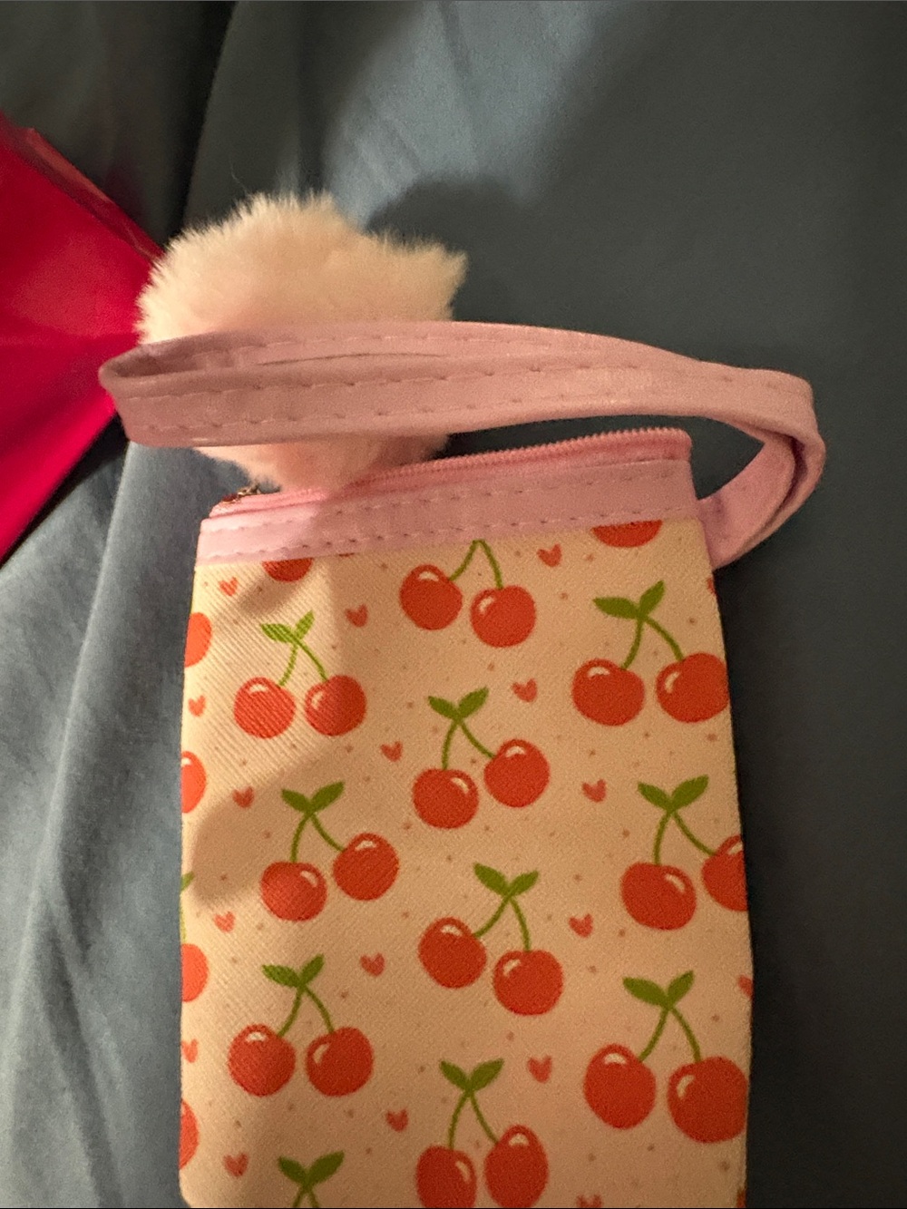 Girls Pink Gift Bag with Pink Accessories Set - Picture 13 of 16